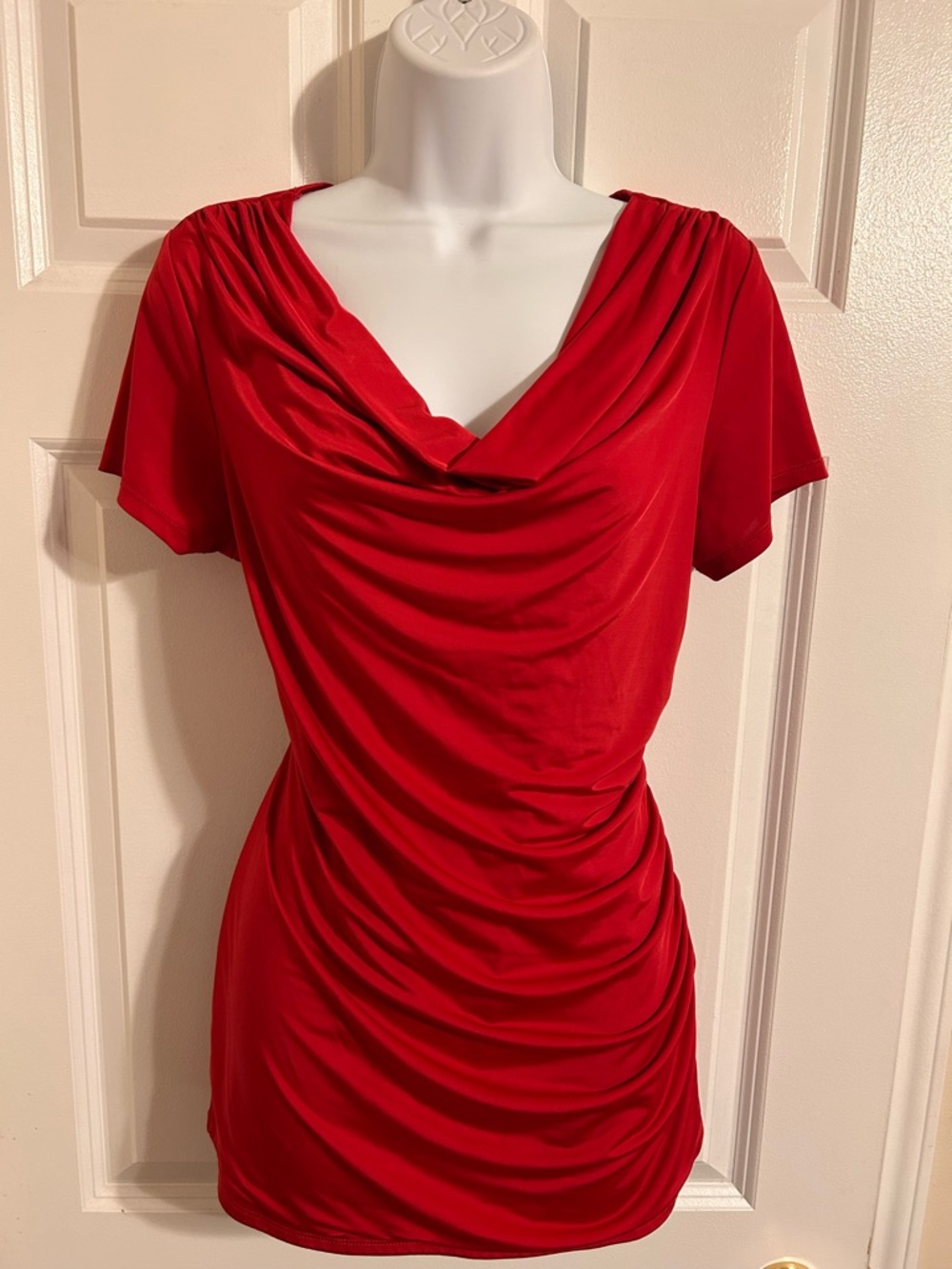 Carmen Marc Valvo Red Draped Cowl-Neck Short Sleeve Blouse